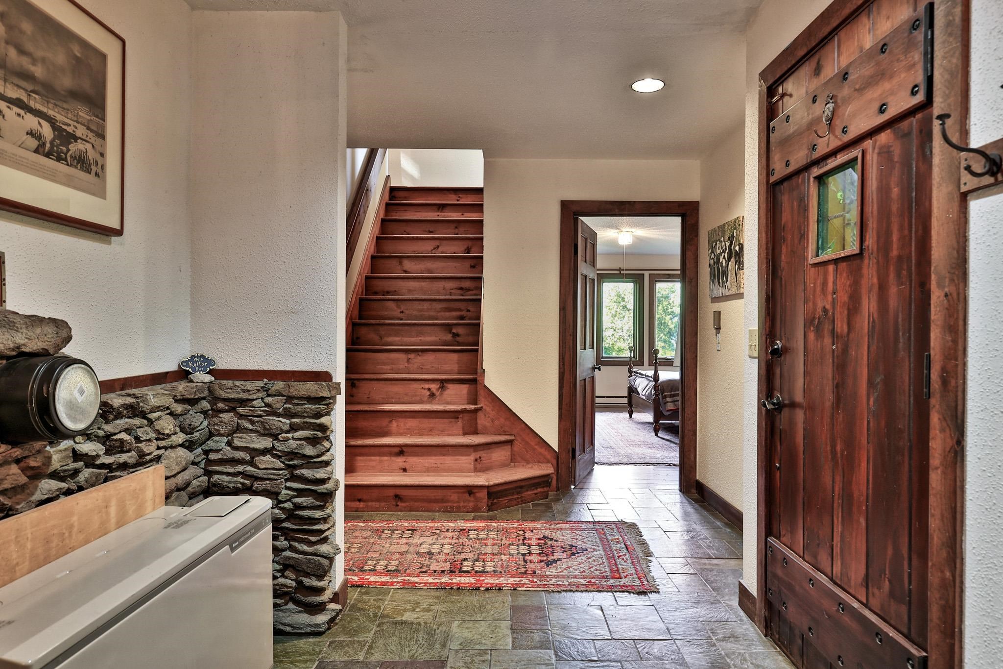 152 Great Hawk Road photo 4