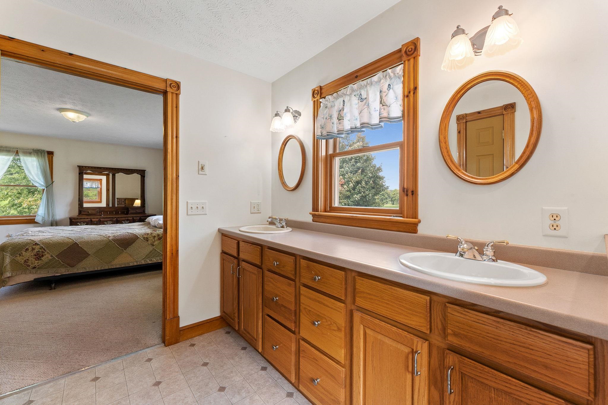 76 Paradee Road photo 42