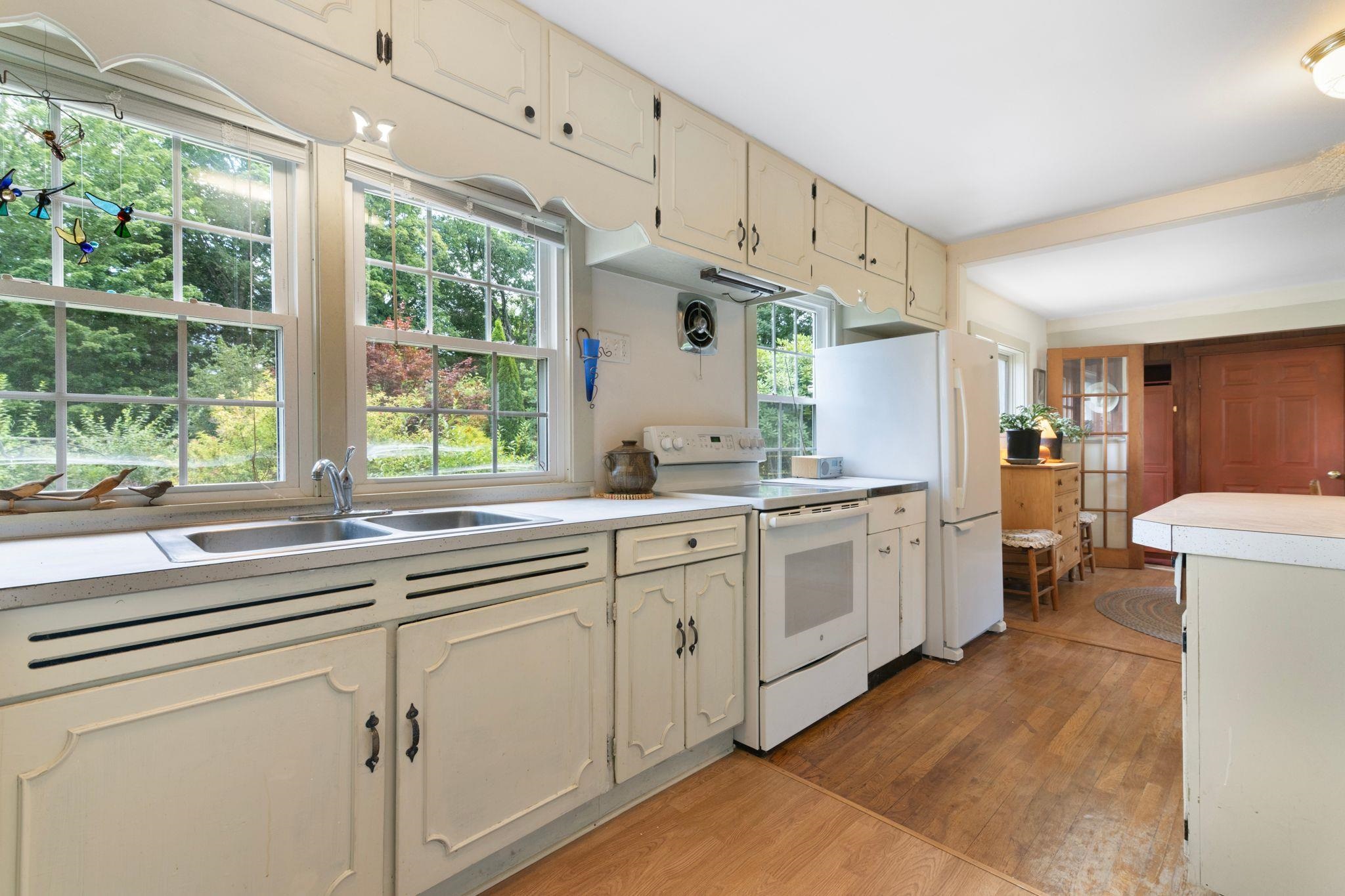 1137 Upper Dummerston Road photo 5
