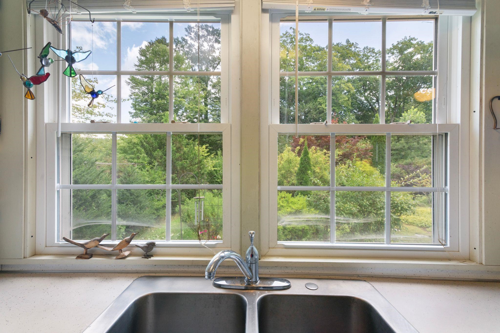 1137 Upper Dummerston Road photo 6