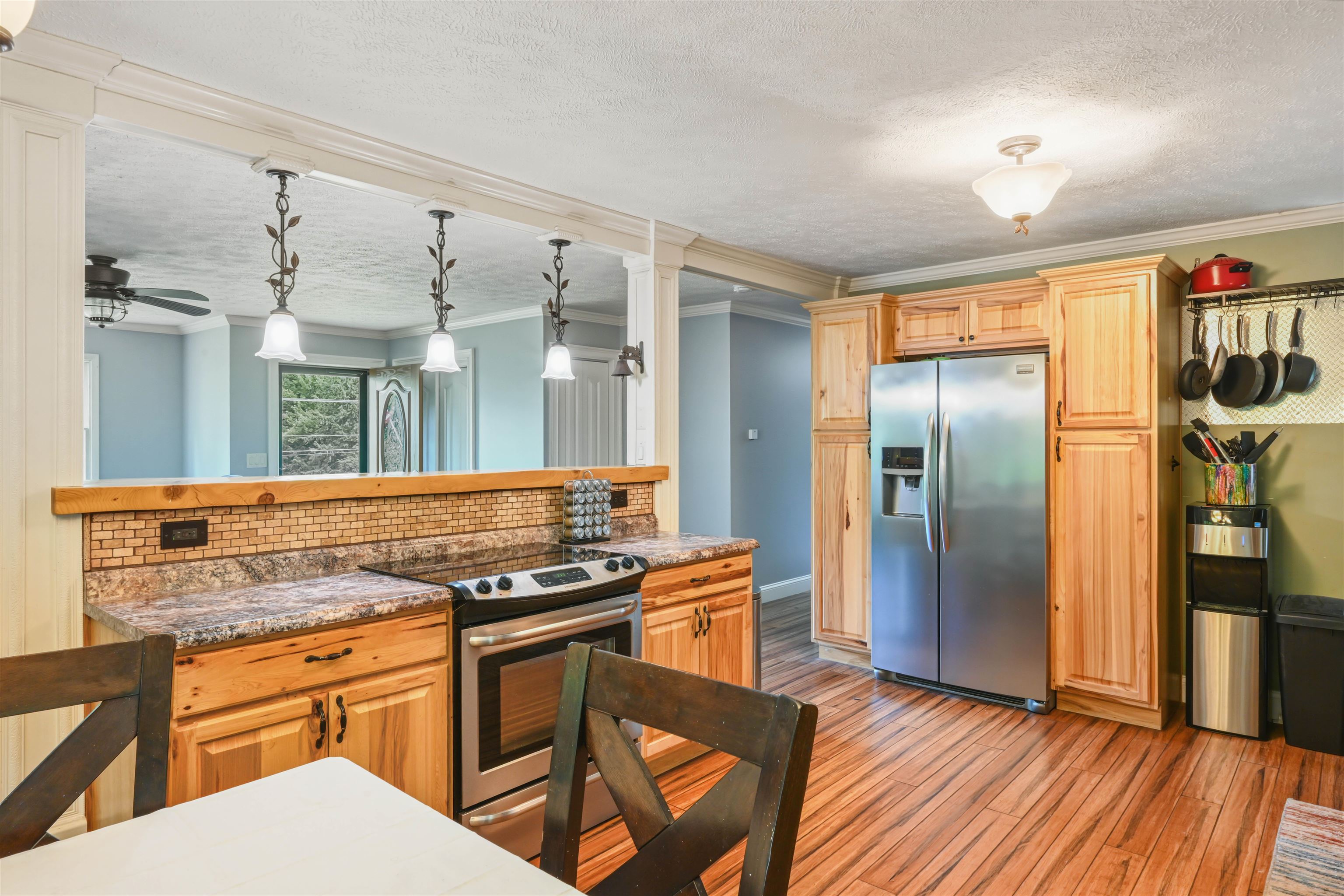 1190 Huntington Road photo 6