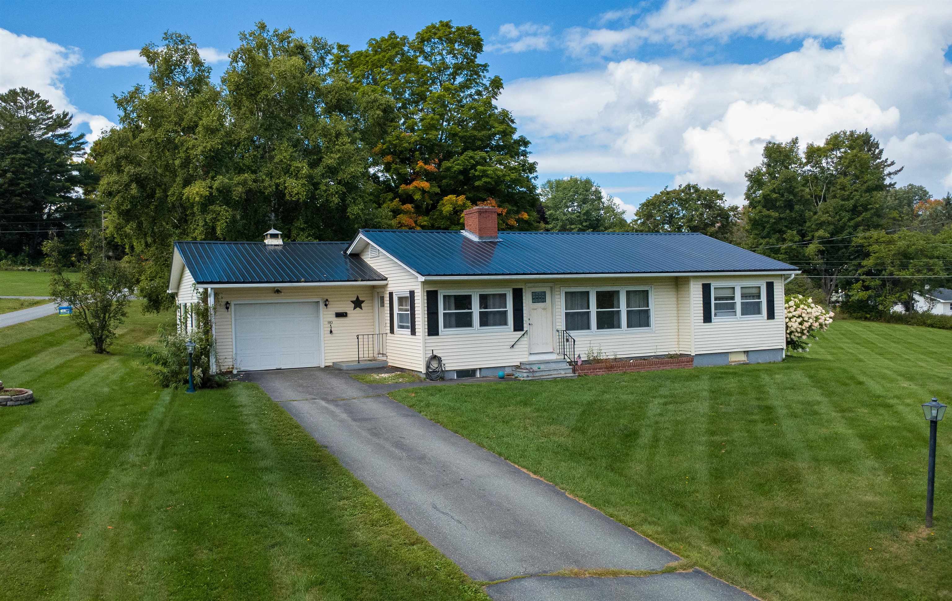 80 Mountain View Drive photo 1