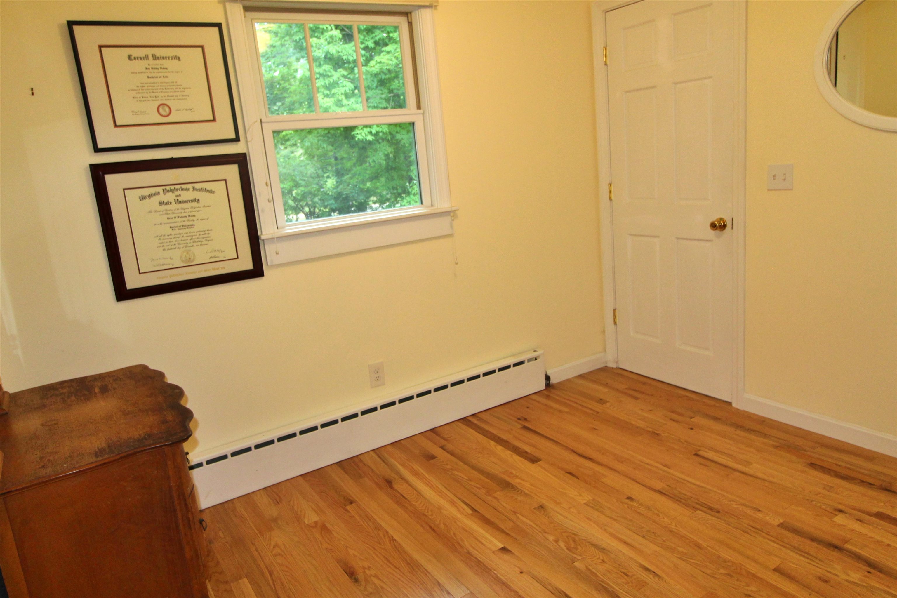 703 Dorset Street photo 10