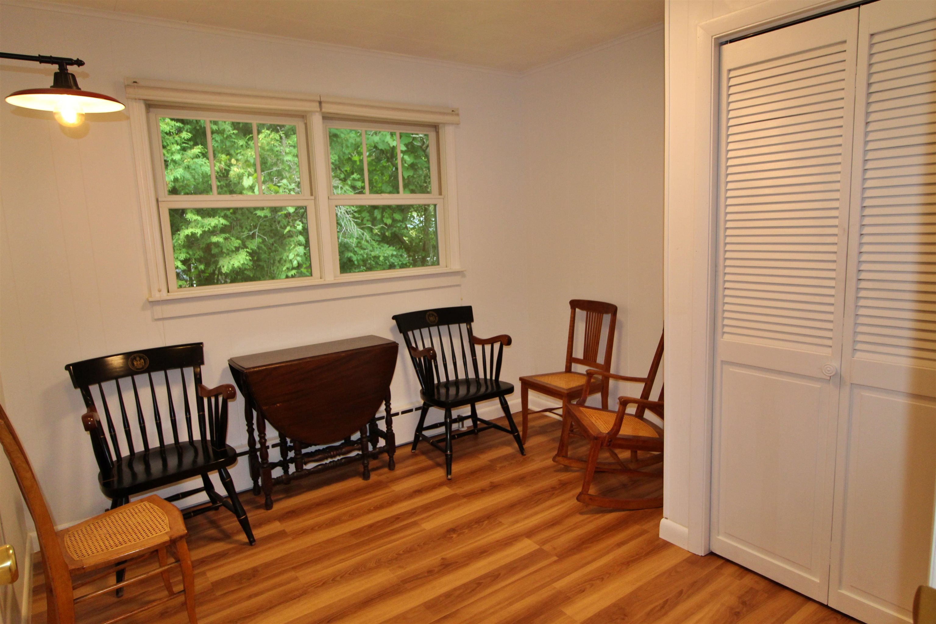 703 Dorset Street photo 11