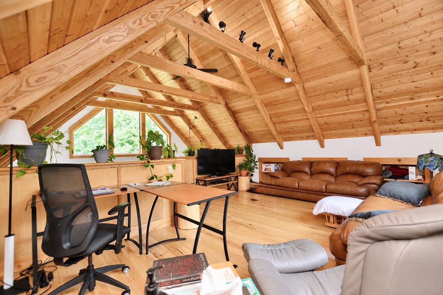 453 Marshall Road photo 12