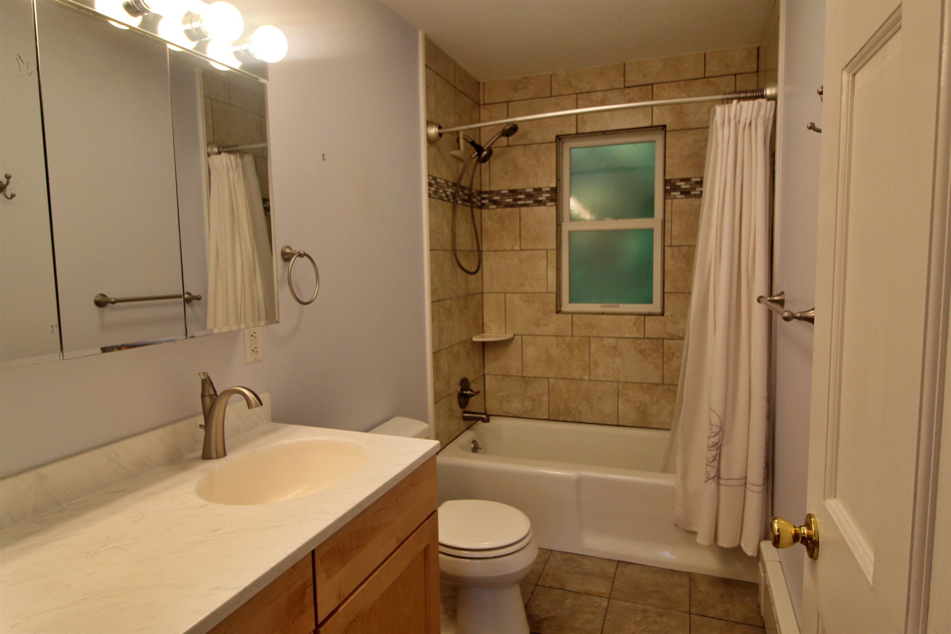 703 Dorset Street photo 12