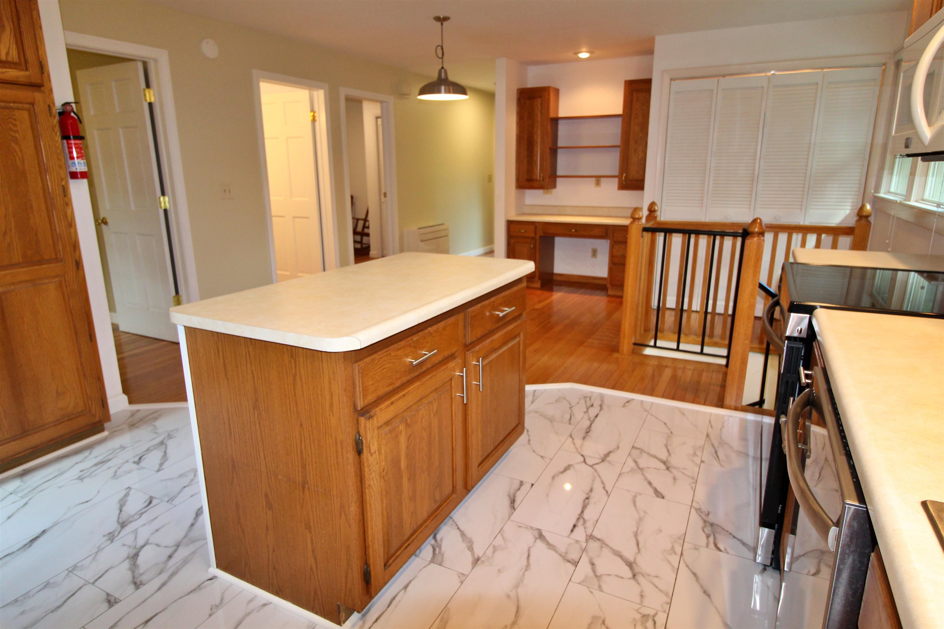 703 Dorset Street photo 18