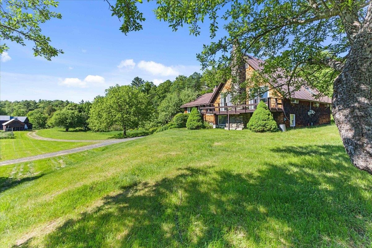 840 Sugar Hill Road photo 2