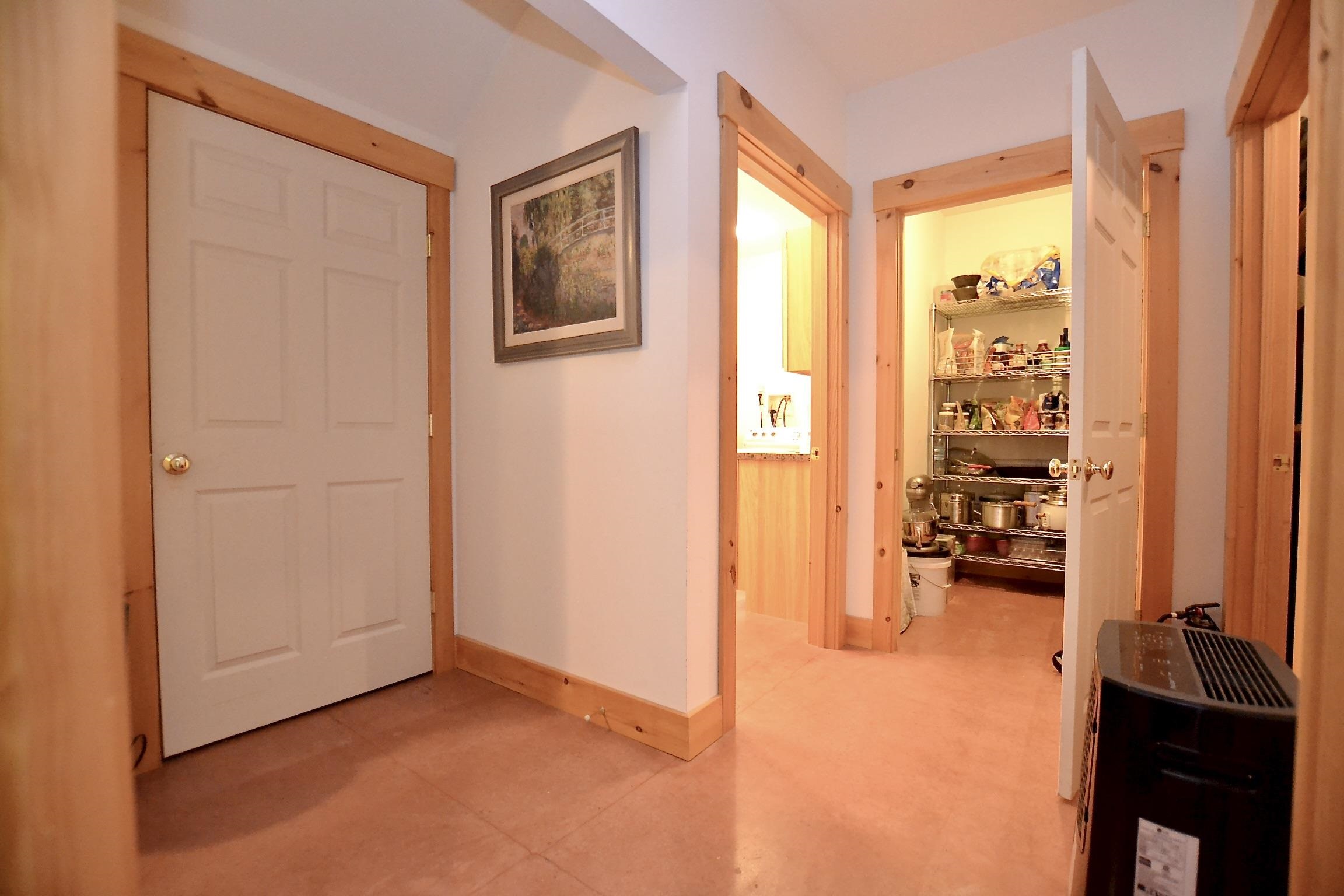 453 Marshall Road photo 23