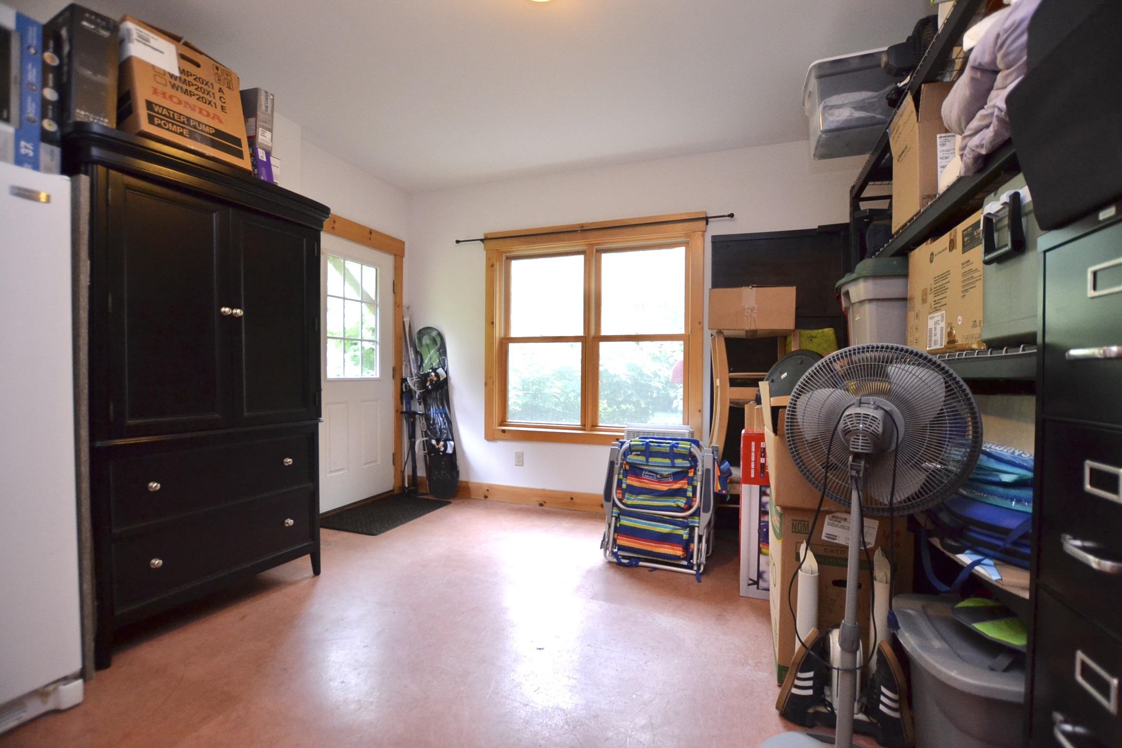 453 Marshall Road photo 24