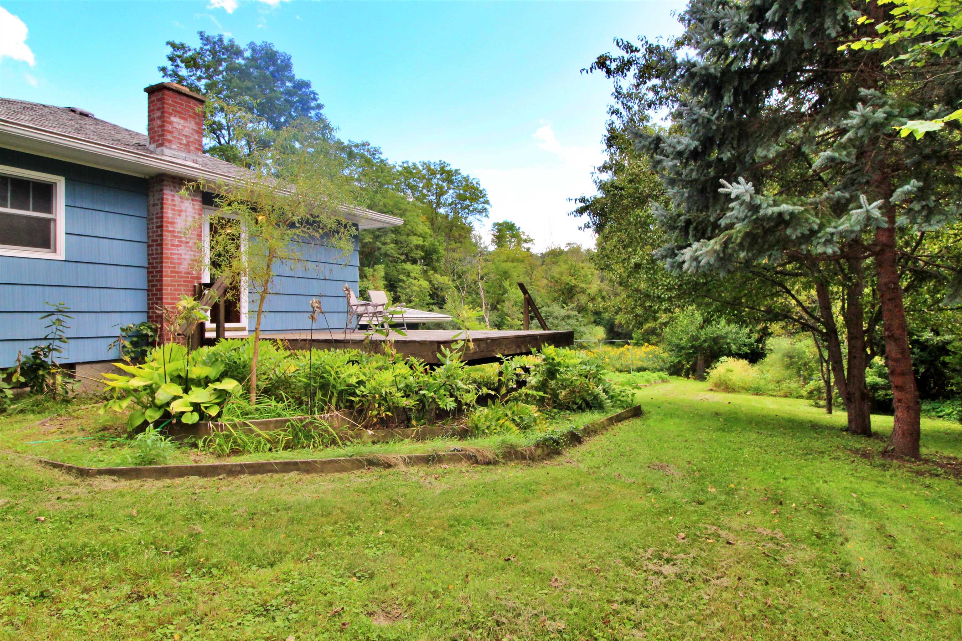 703 Dorset Street photo 37