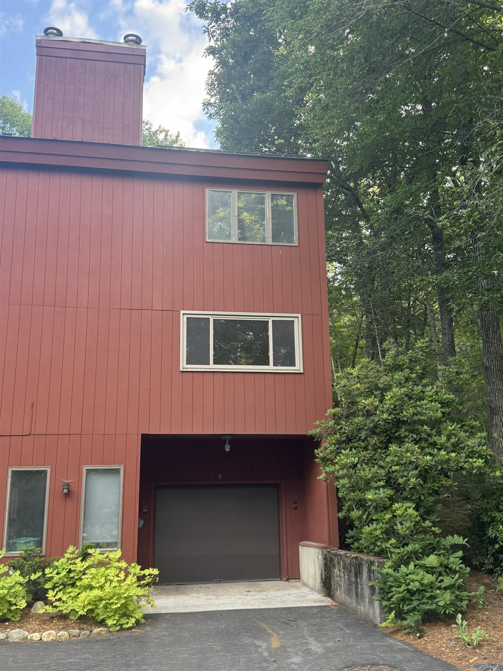 near 11 Evergreen Lane Brattleboro, VT 05301 Property 1