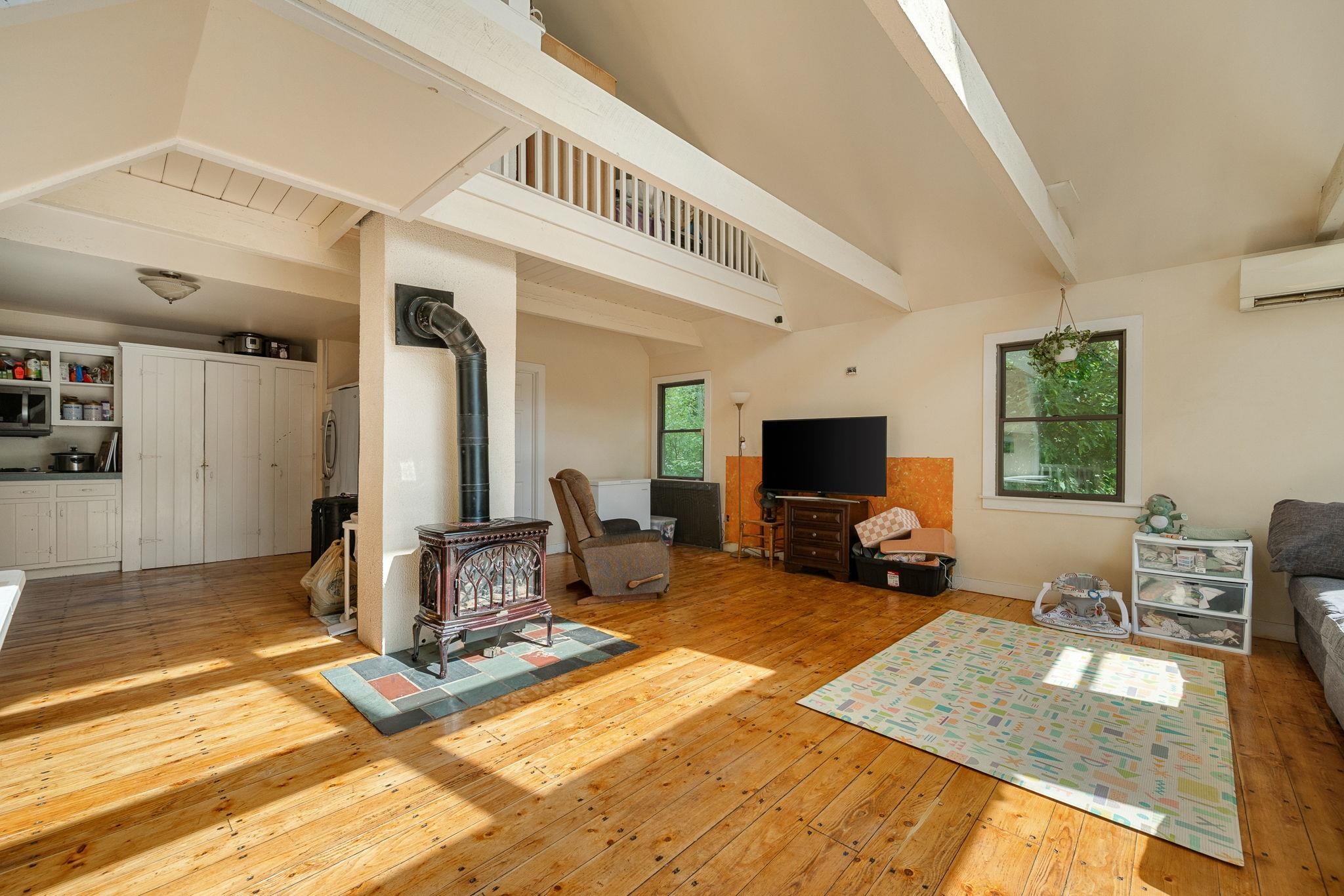 328 Bear Farm Road photo 16