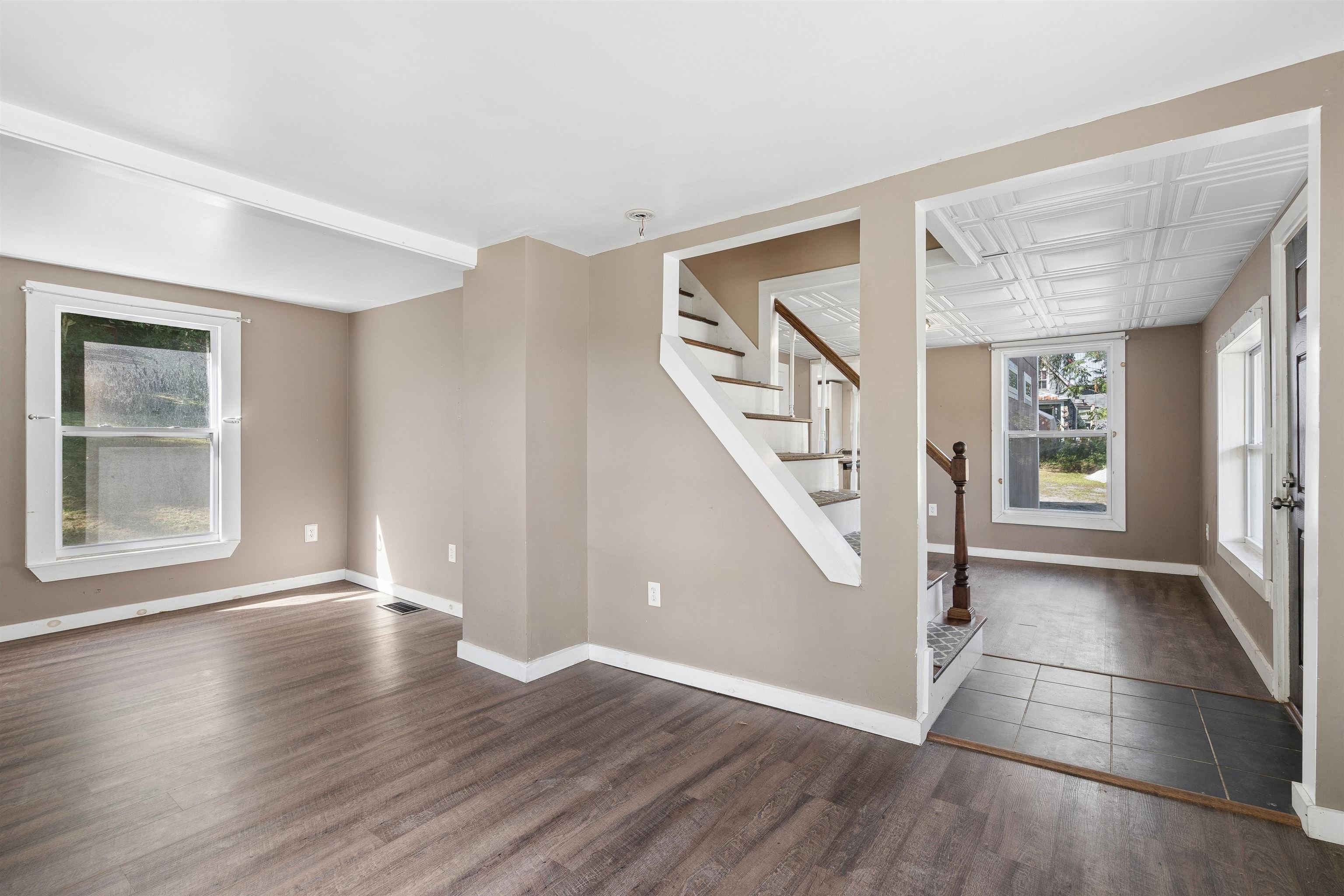 2 Farwell Street photo 32