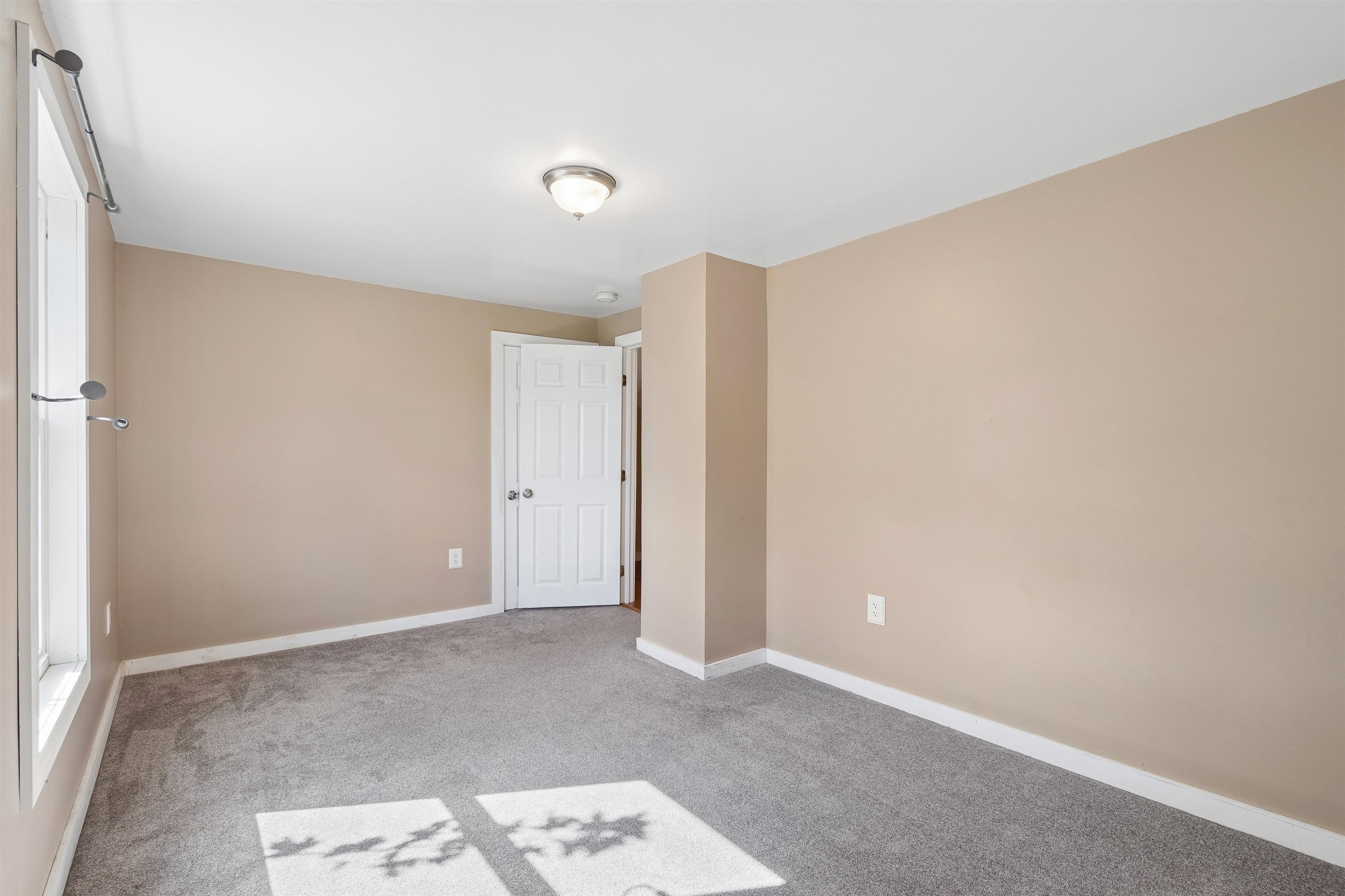 2 Farwell Street photo 38