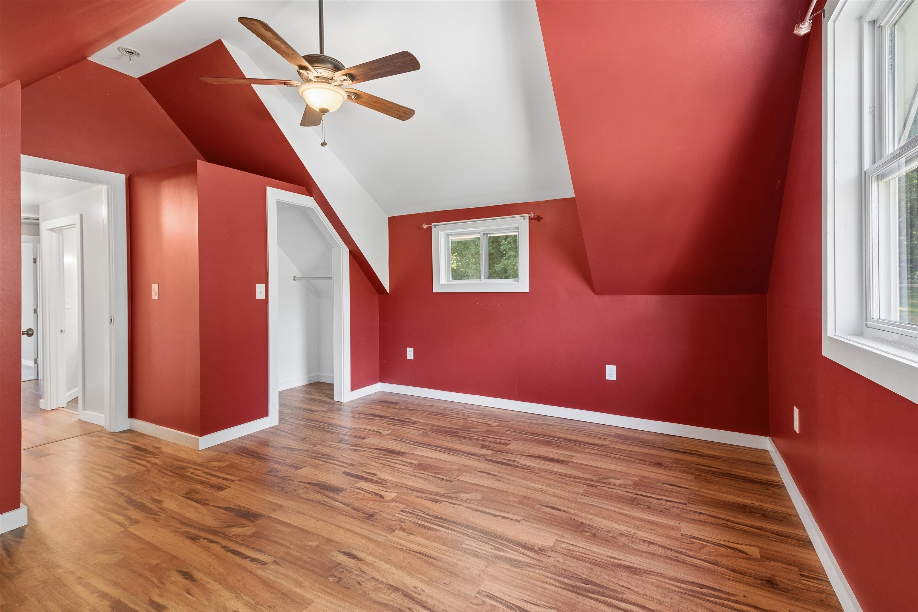 2 Farwell Street photo 44