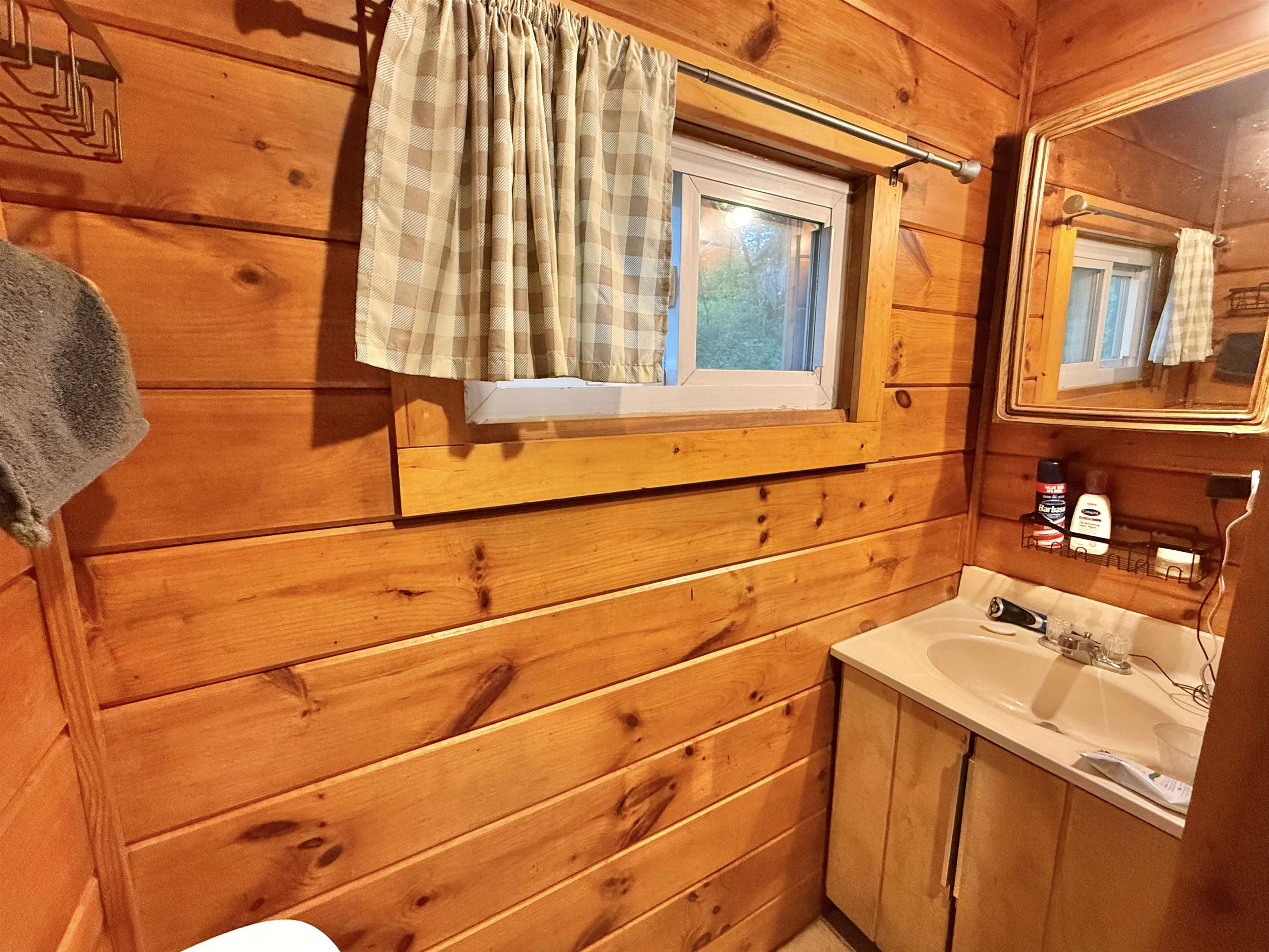 26 Log Cabin Lane photo 15
