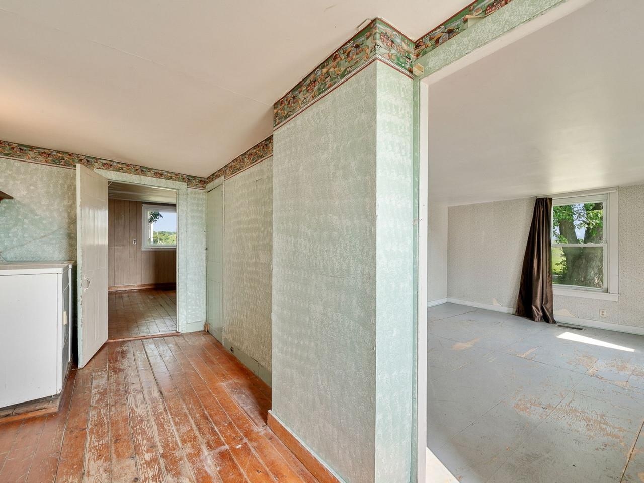 1114 Jersey Street South photo 17
