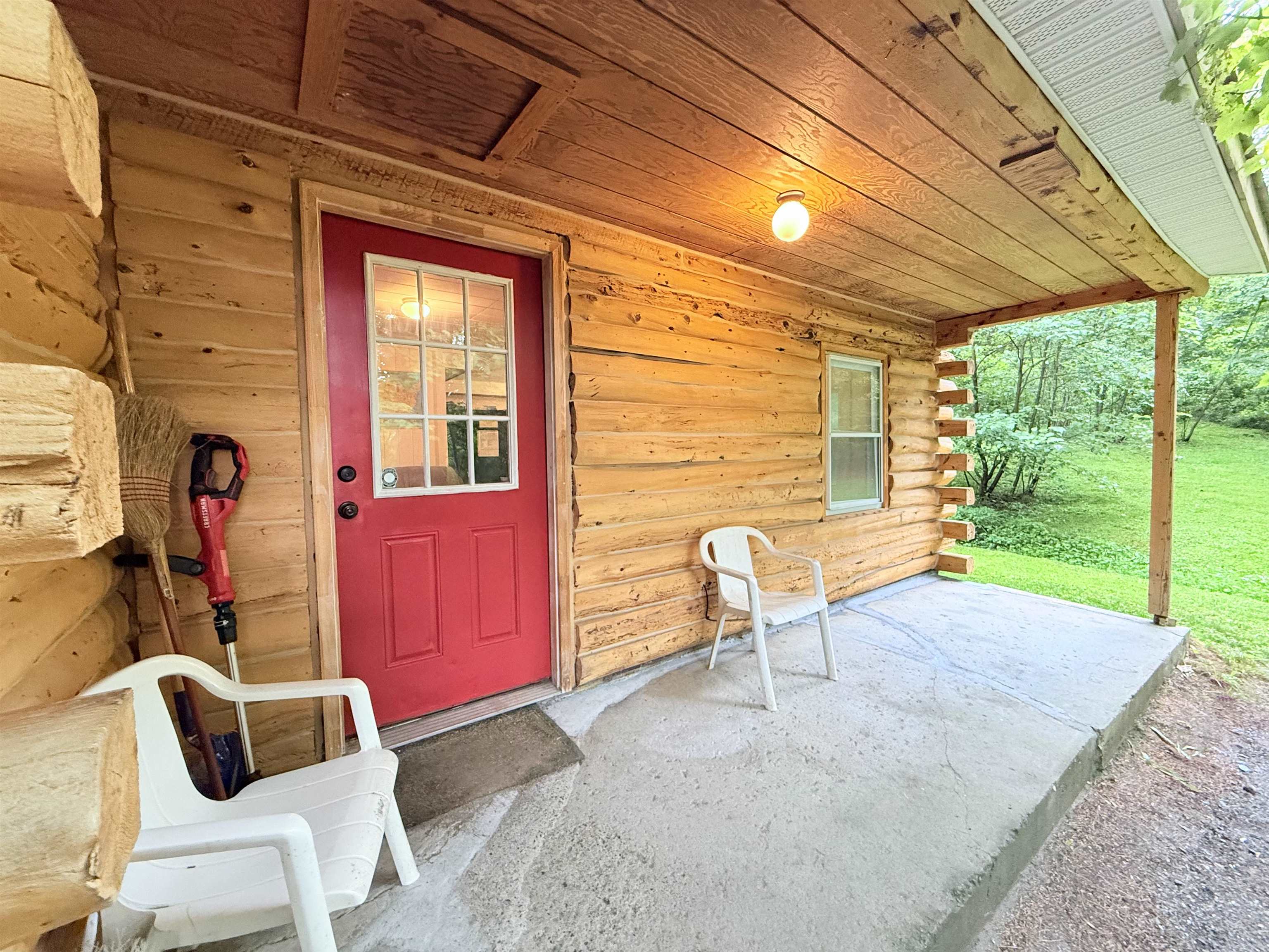 26 Log Cabin Lane photo 2
