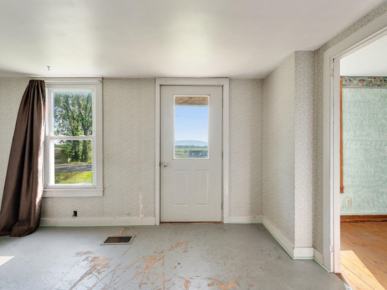 1114 Jersey Street South photo 20