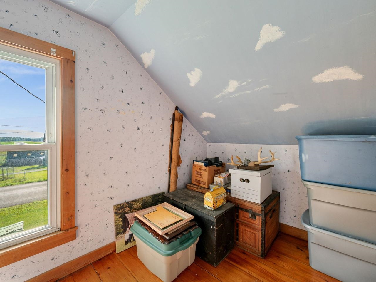 1114 Jersey Street South photo 25