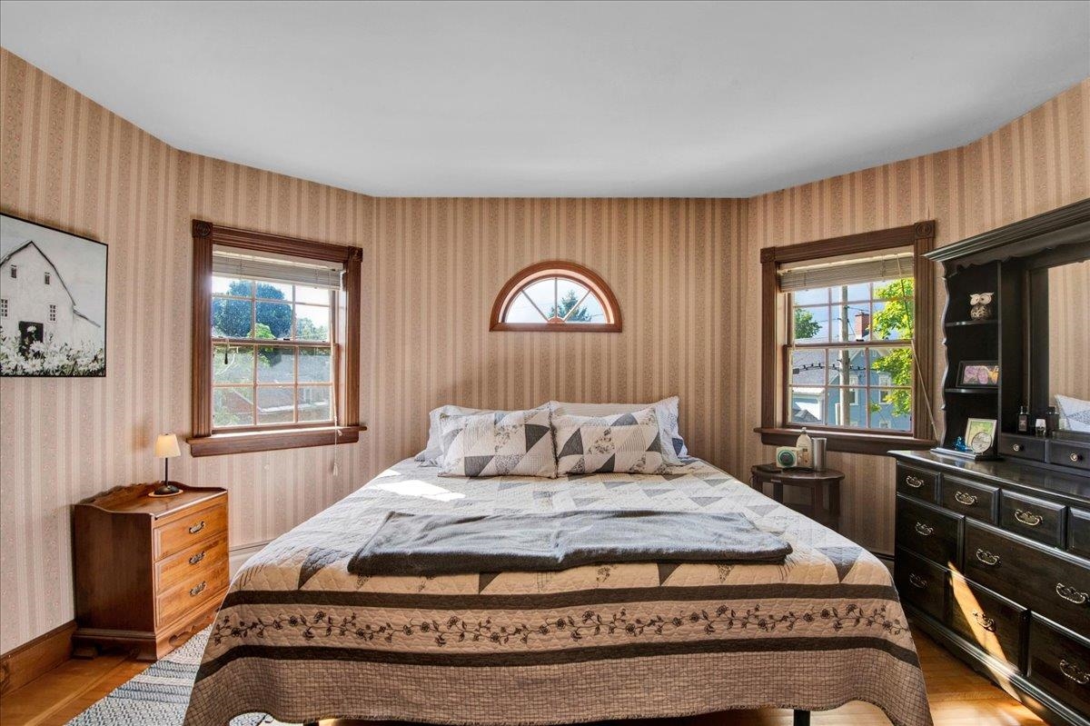 19 Brown Avenue photo 25