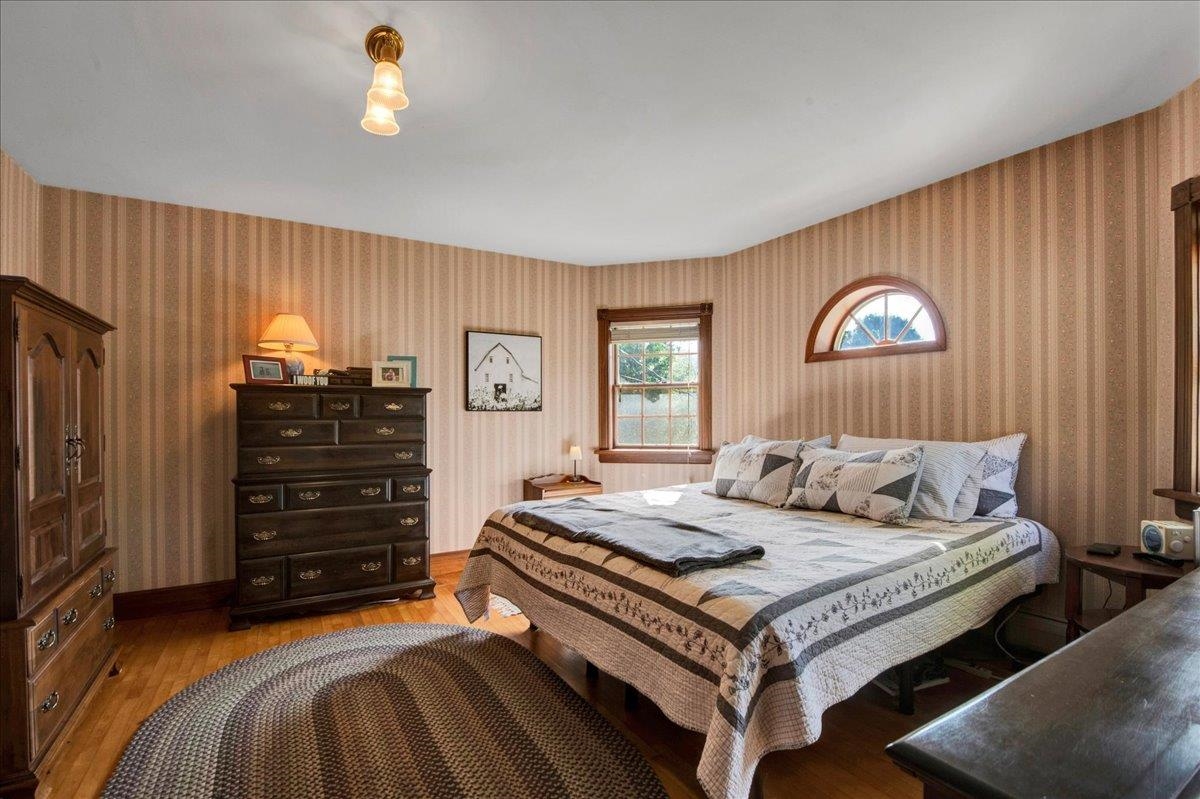 19 Brown Avenue photo 26