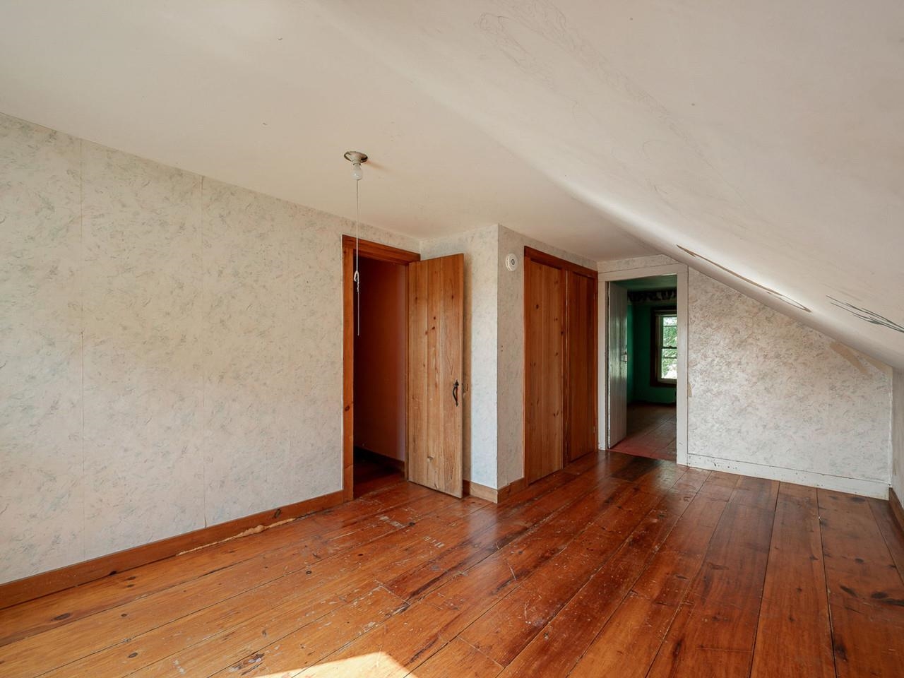 1114 Jersey Street South photo 28