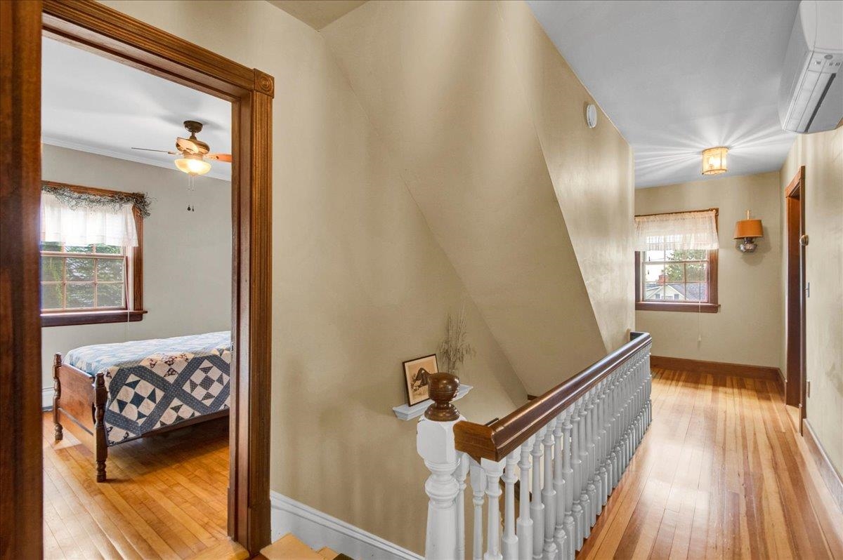 19 Brown Avenue photo 34