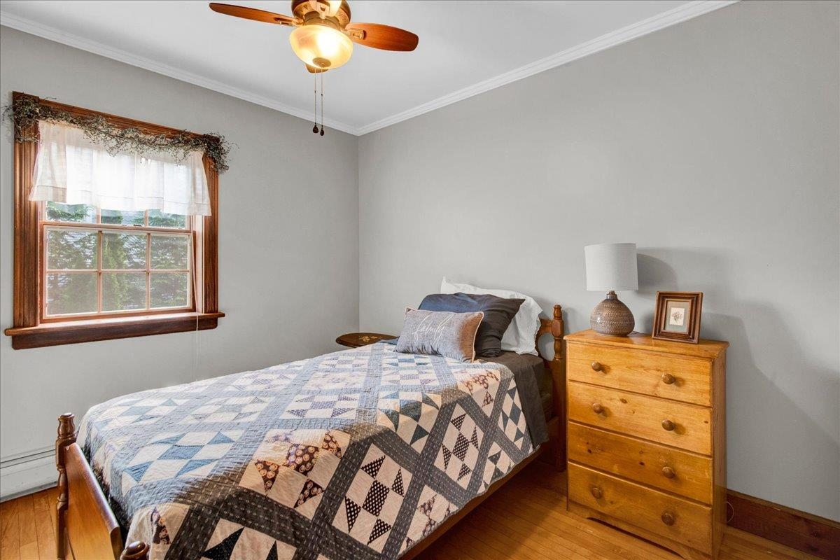 19 Brown Avenue photo 35