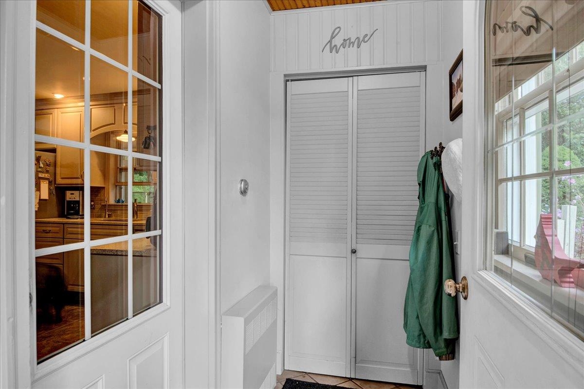 19 Brown Avenue photo 47