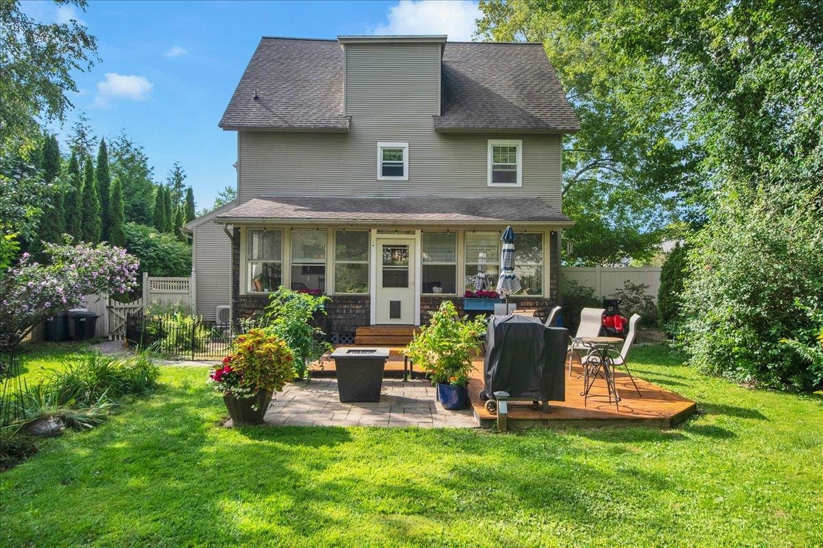 19 Brown Avenue photo 50