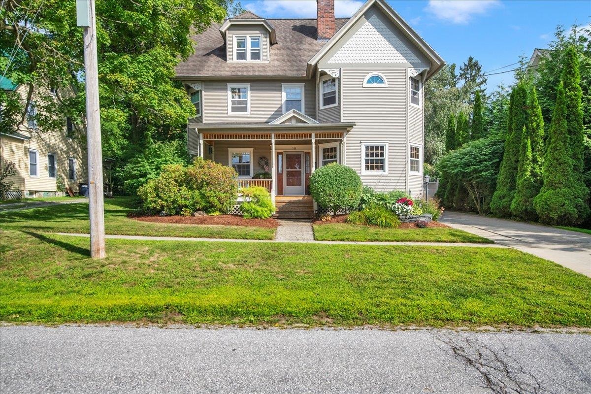 19 Brown Avenue photo 53