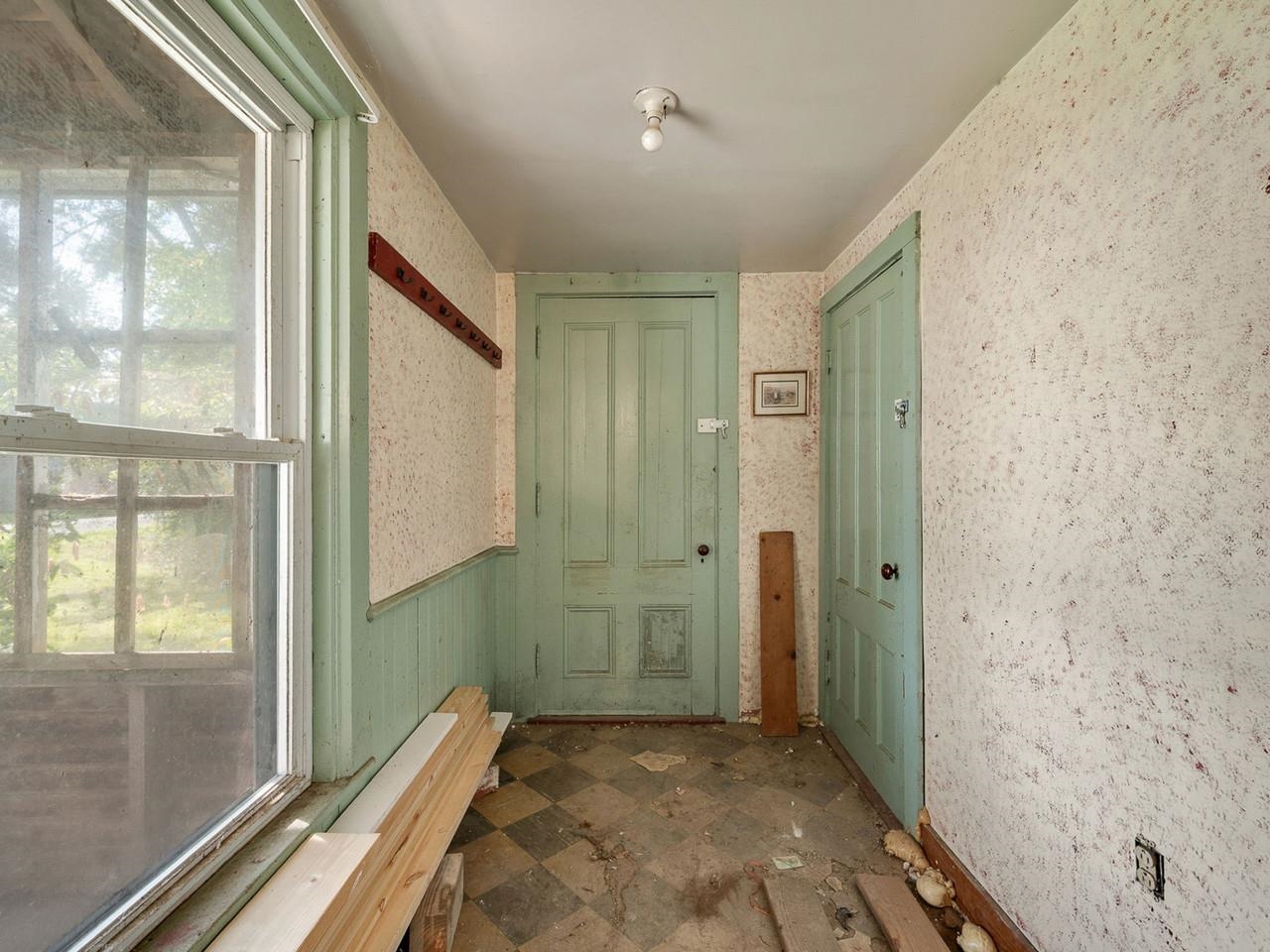 1114 Jersey Street South photo 6