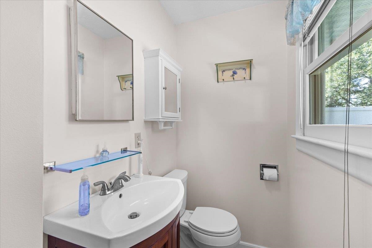 97 Pine Lane photo 26