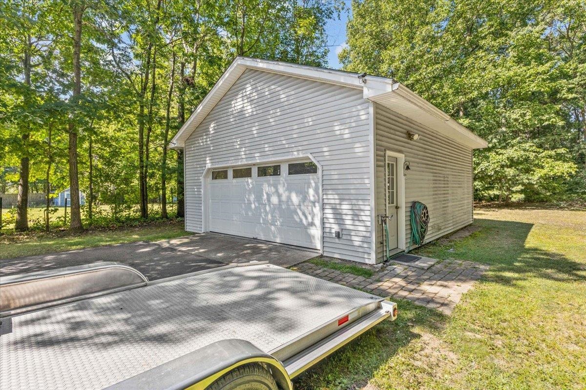 97 Pine Lane photo 38