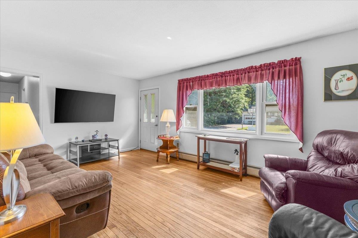 97 Pine Lane photo 7