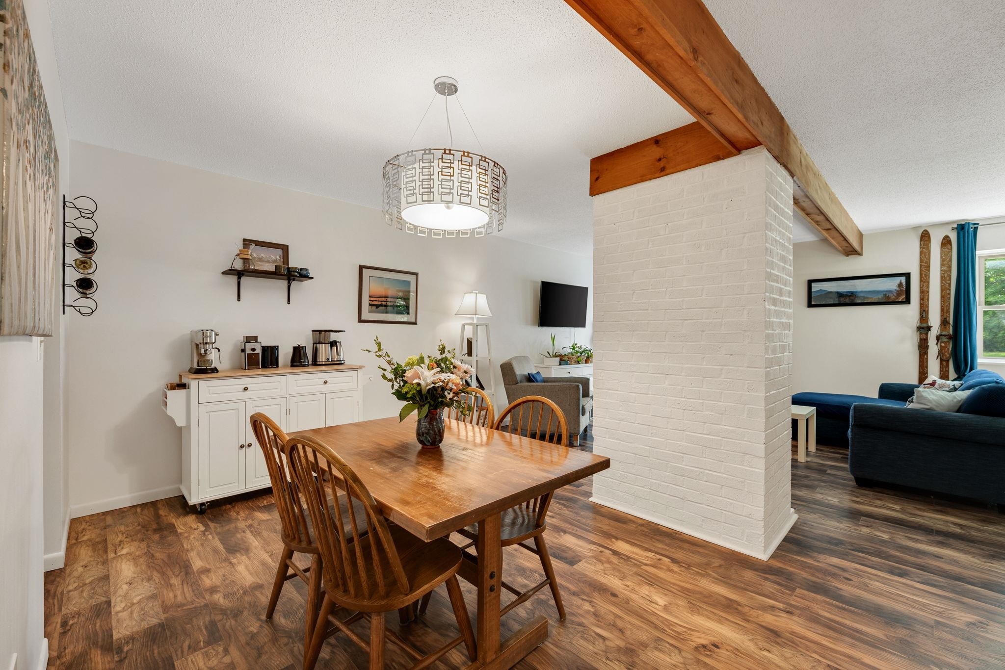7 Hideaway Lane photo 9