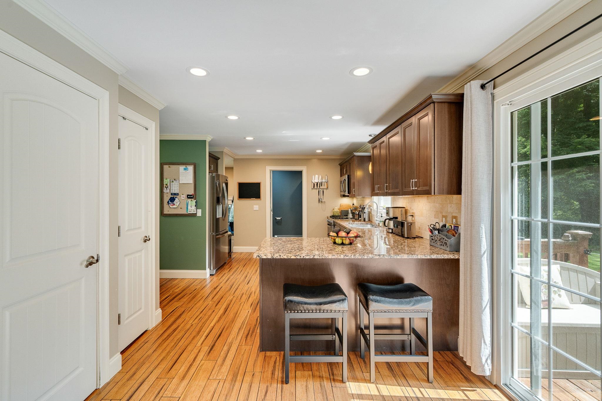 51 Greenbriar Drive photo 14