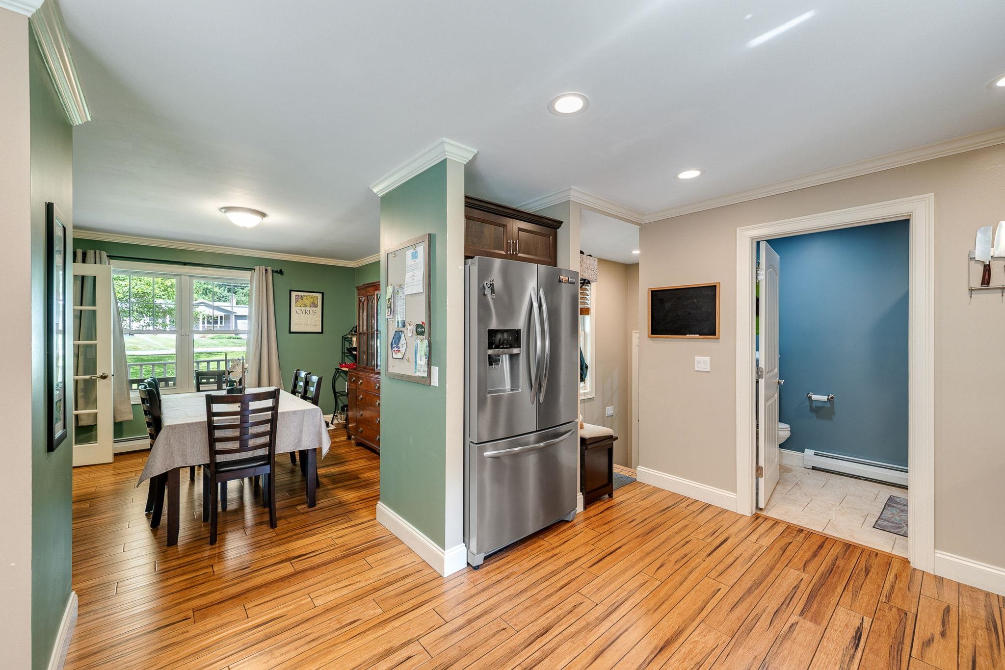 51 Greenbriar Drive photo 22