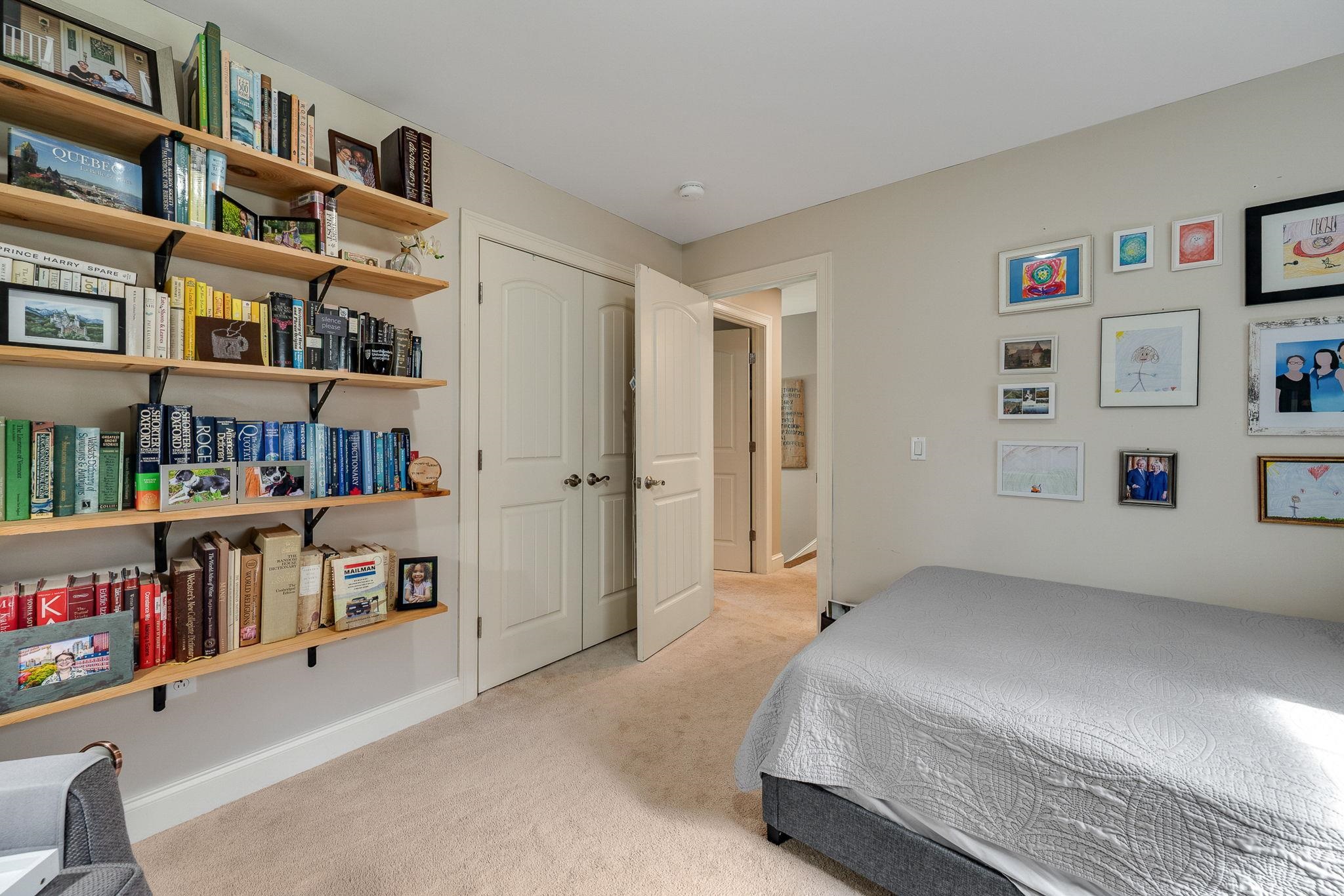 51 Greenbriar Drive photo 34