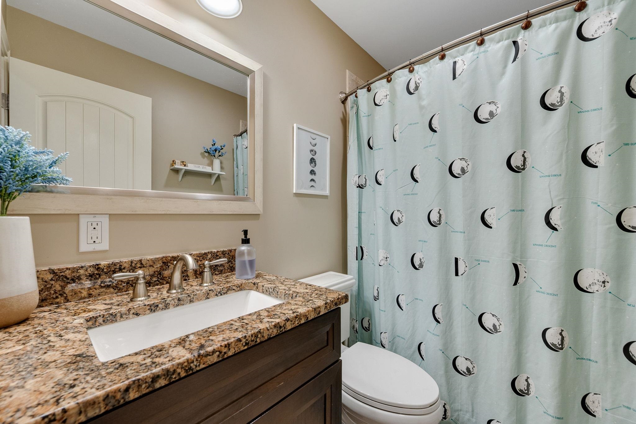 51 Greenbriar Drive photo 35