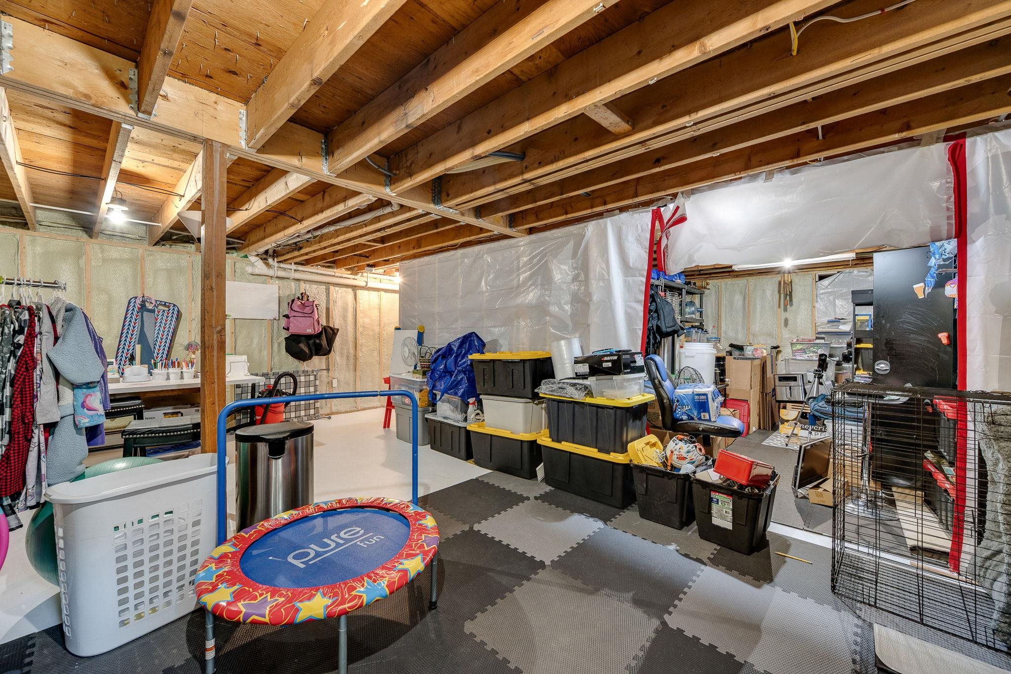 51 Greenbriar Drive photo 40