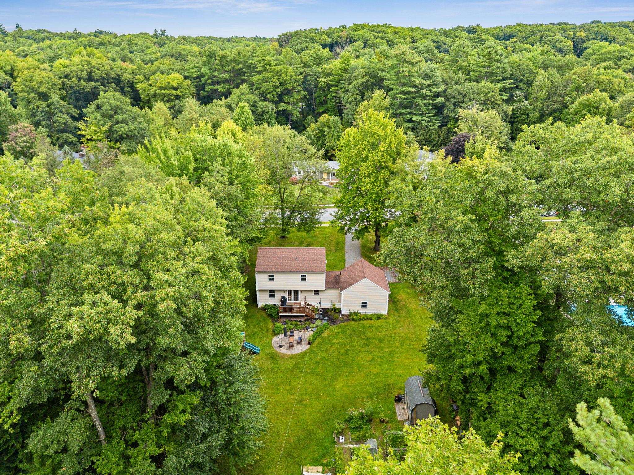 51 Greenbriar Drive photo 50