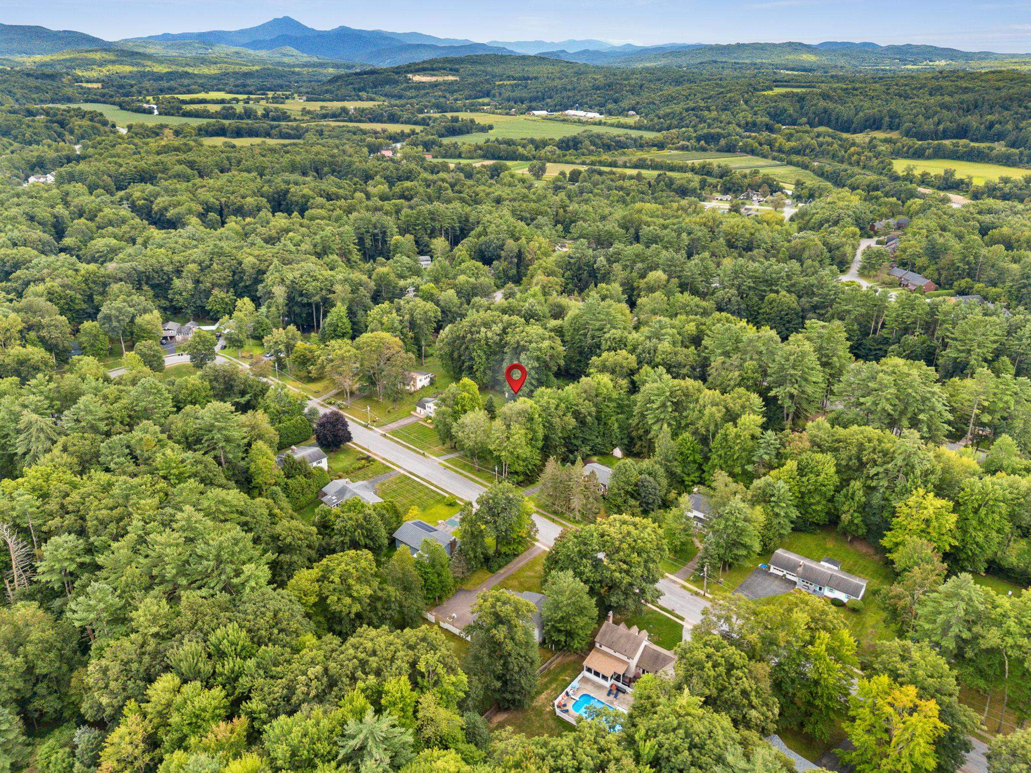 51 Greenbriar Drive photo 51