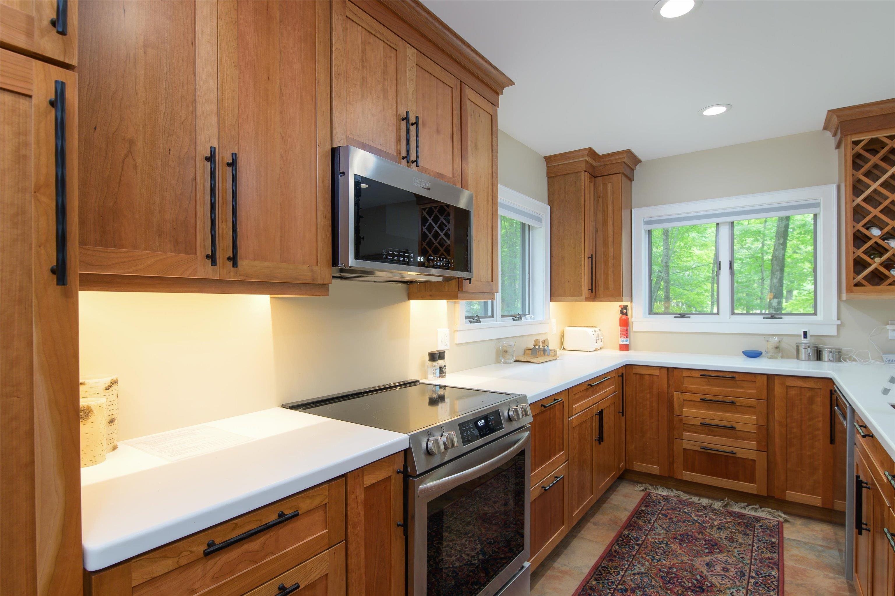 88 North Village Road photo 8