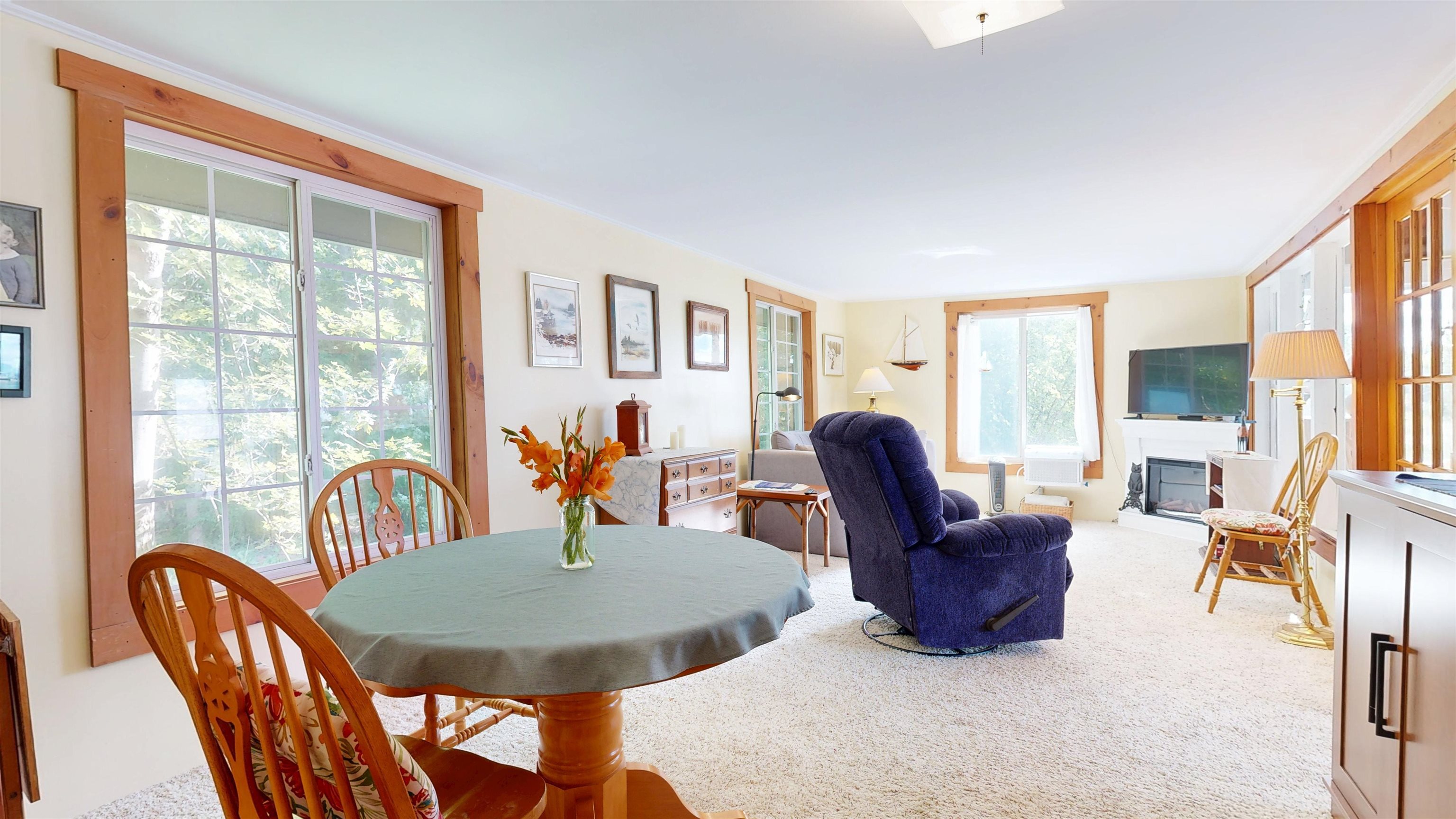 172 South Road photo 8