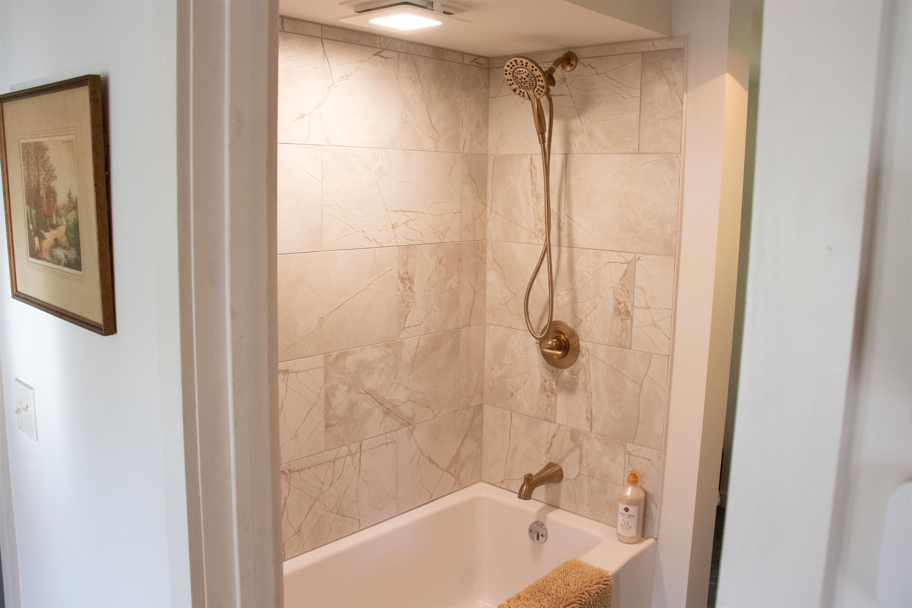 67 Pleasant Street photo 13