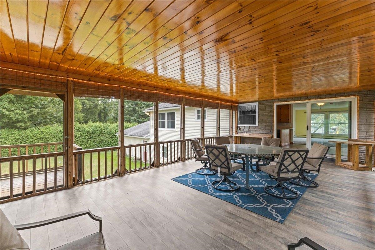 1085 Lamkin Street photo 20
