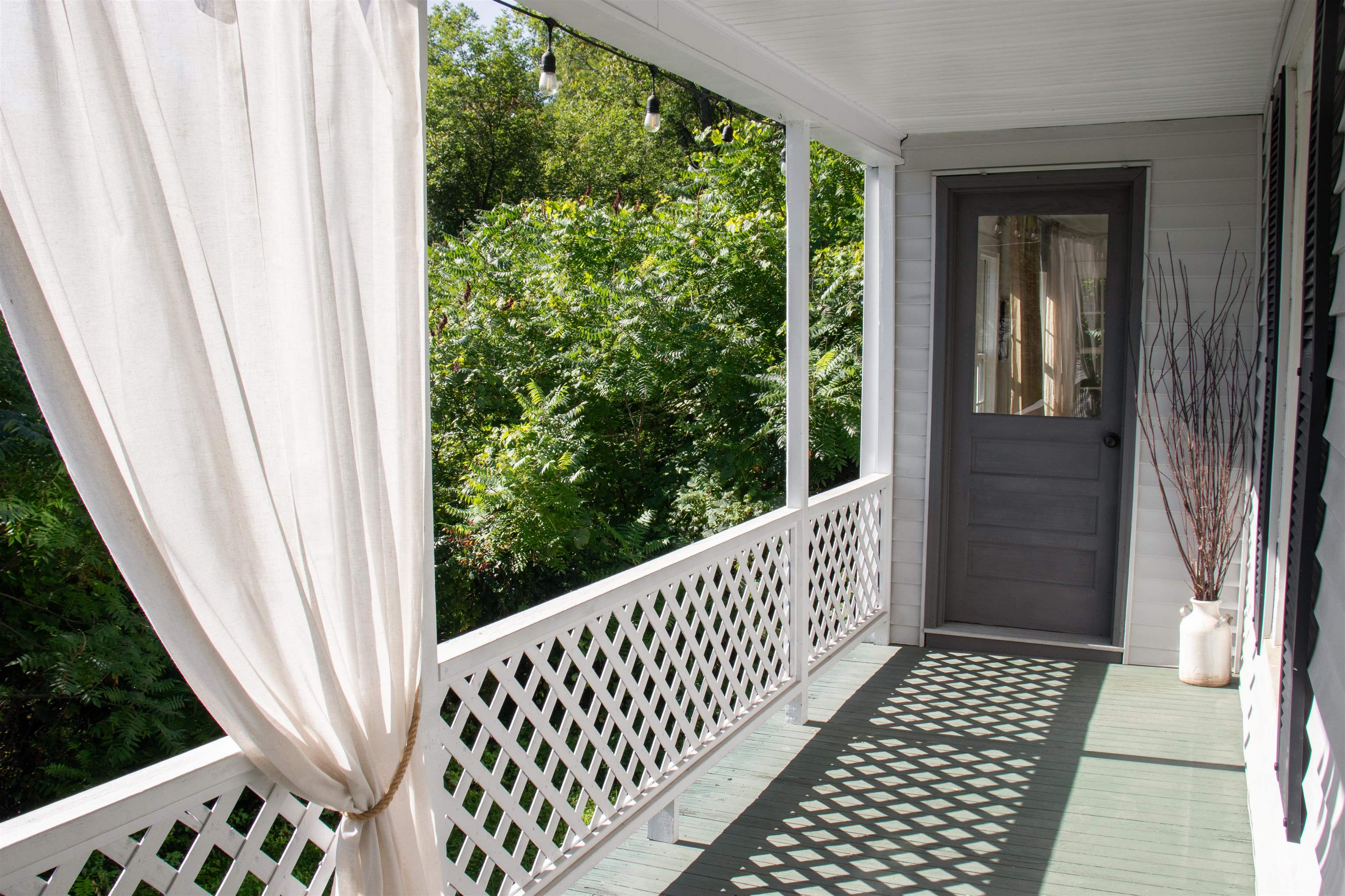 67 Pleasant Street photo 22
